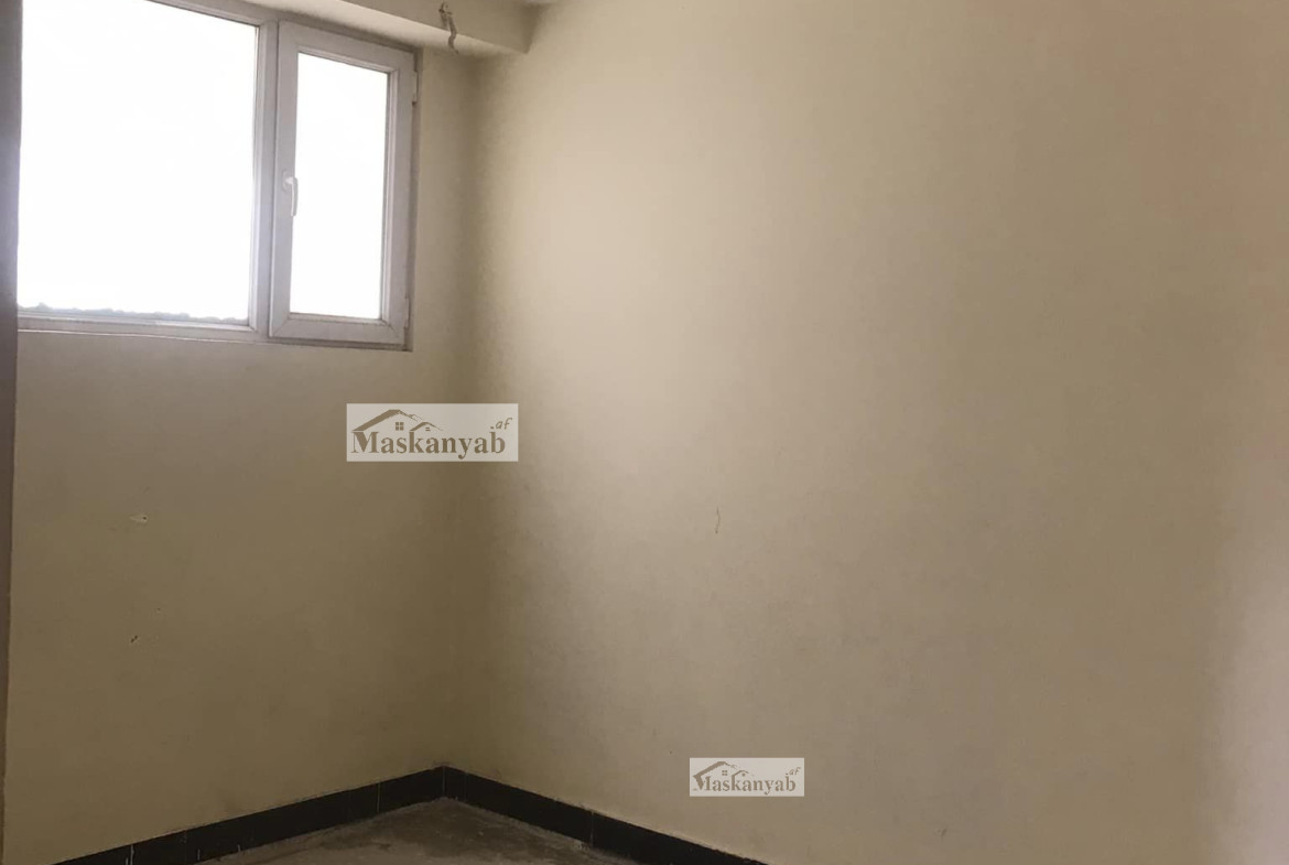 Three-room apartment for sale in Taimani Project urgently