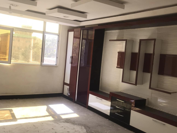 Three-room apartment for sale in Taimani Project urgently