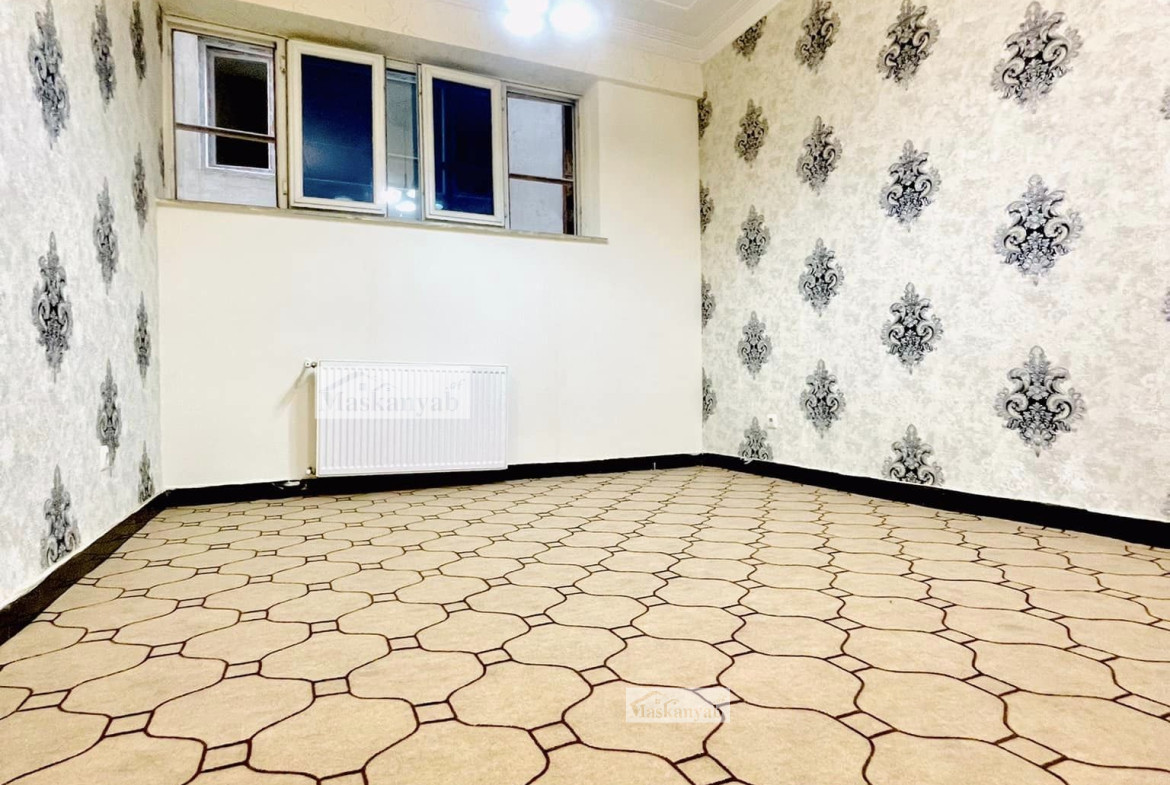 Three-room apartment for sale on Fifth Street of Taimani Project