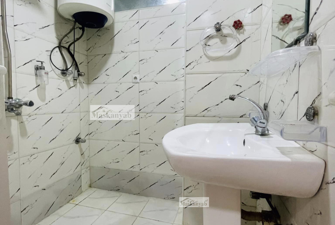 Three-room apartment for sale on Fifth Street of Taimani Project