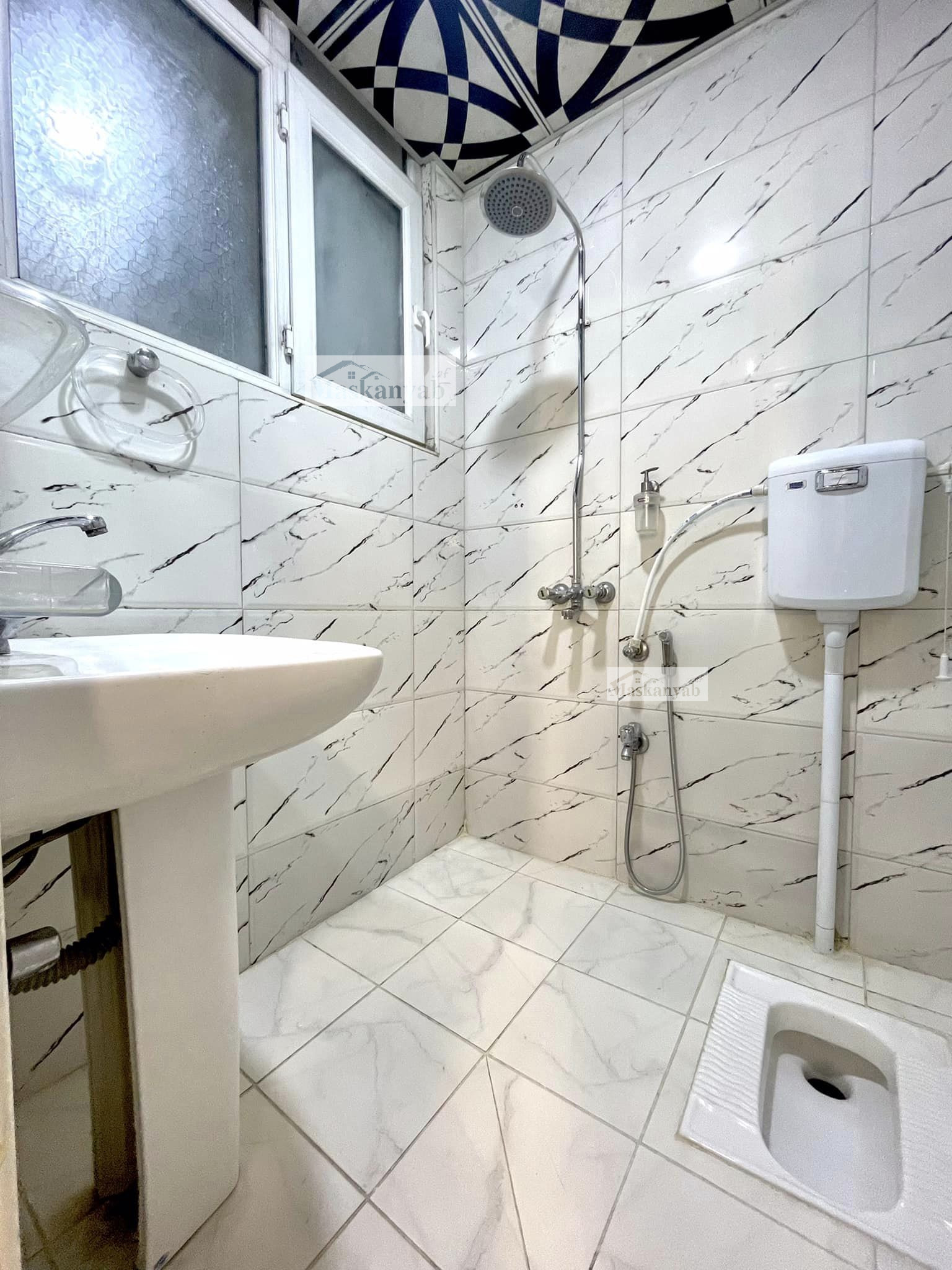 Three-room apartment for sale on Fifth Street of Taimani Project