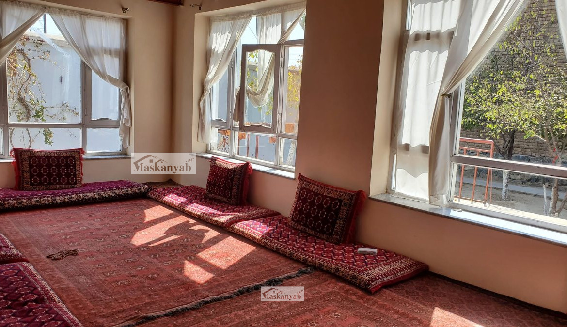 Three-room house for sale behind the Golden Town