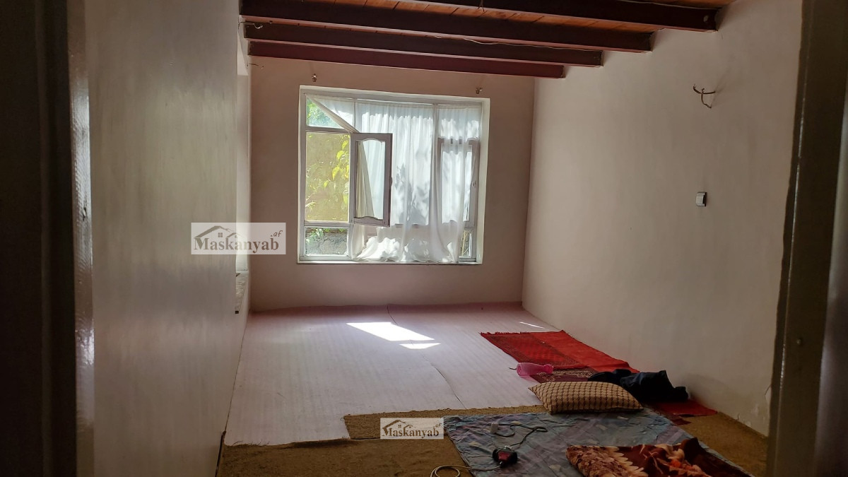Three-room house for sale behind the Golden Town