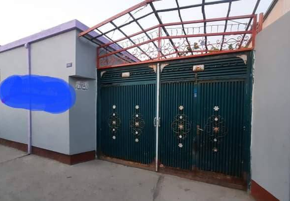 Three-room house for sale in District 10, Near the Arya Town