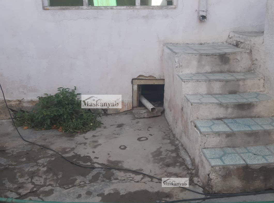 Two-floor house for sale in Chehel Sotun, District 7