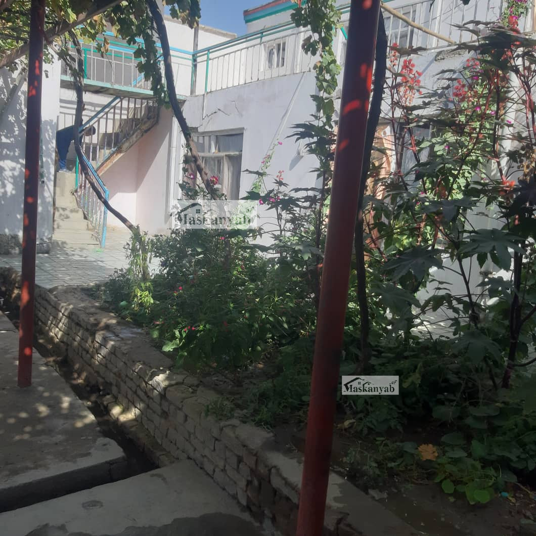 Two-floor house for sale in Chehel Sotun, District 7