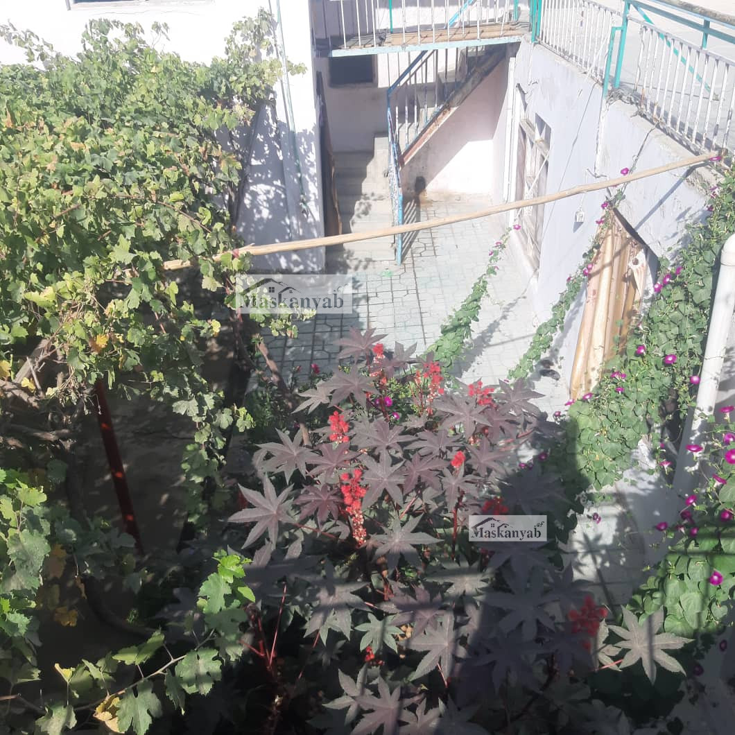 Two-floor house for sale in Chehel Sotun, District 7