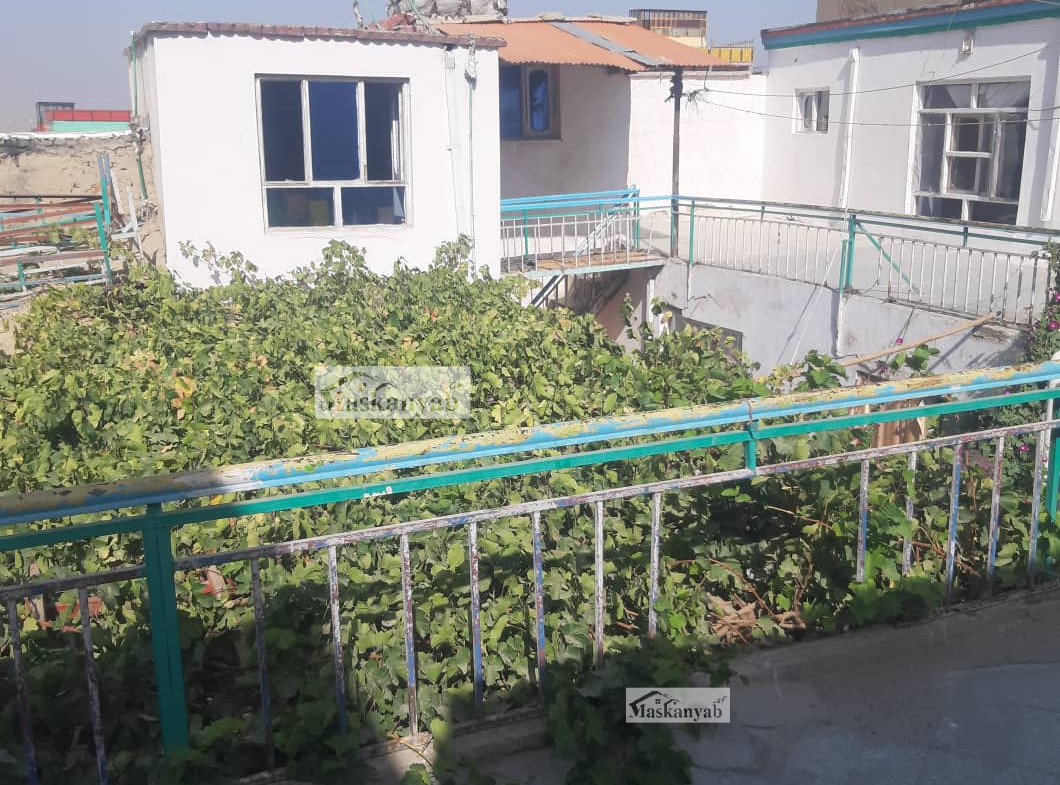 Two-floor house for sale in Chehel Sotun, District 7