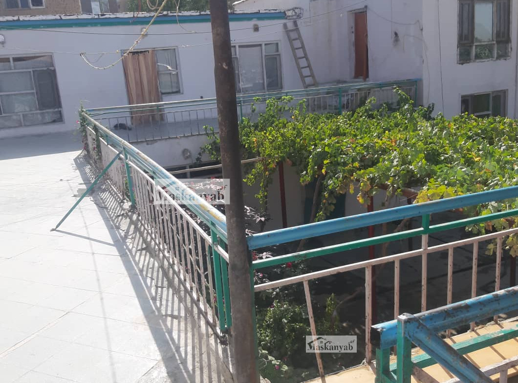 Two-floor house for sale in Chehel Sotun, District 7
