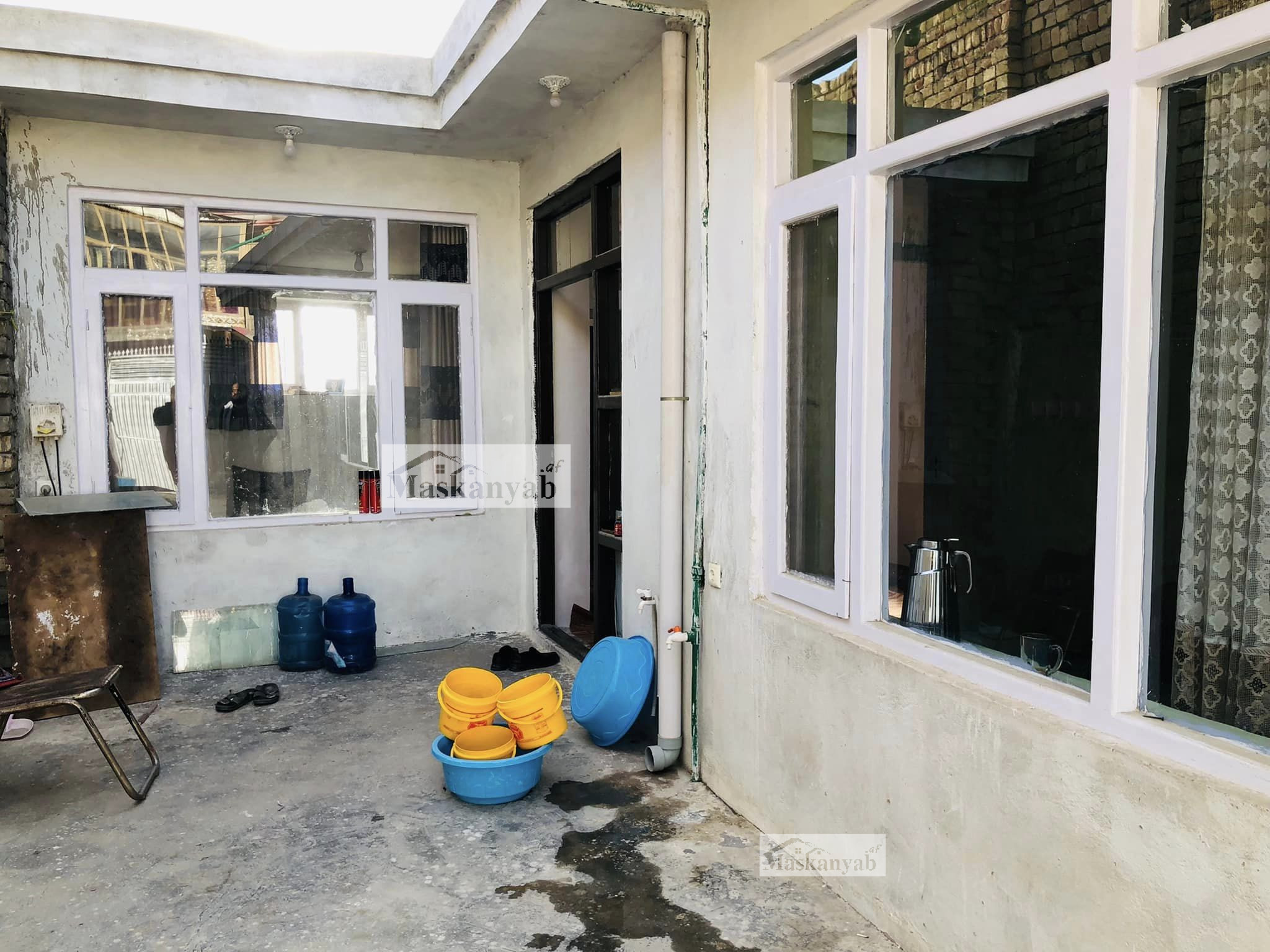 Three-room house for sale in Golden Town, Karte new
