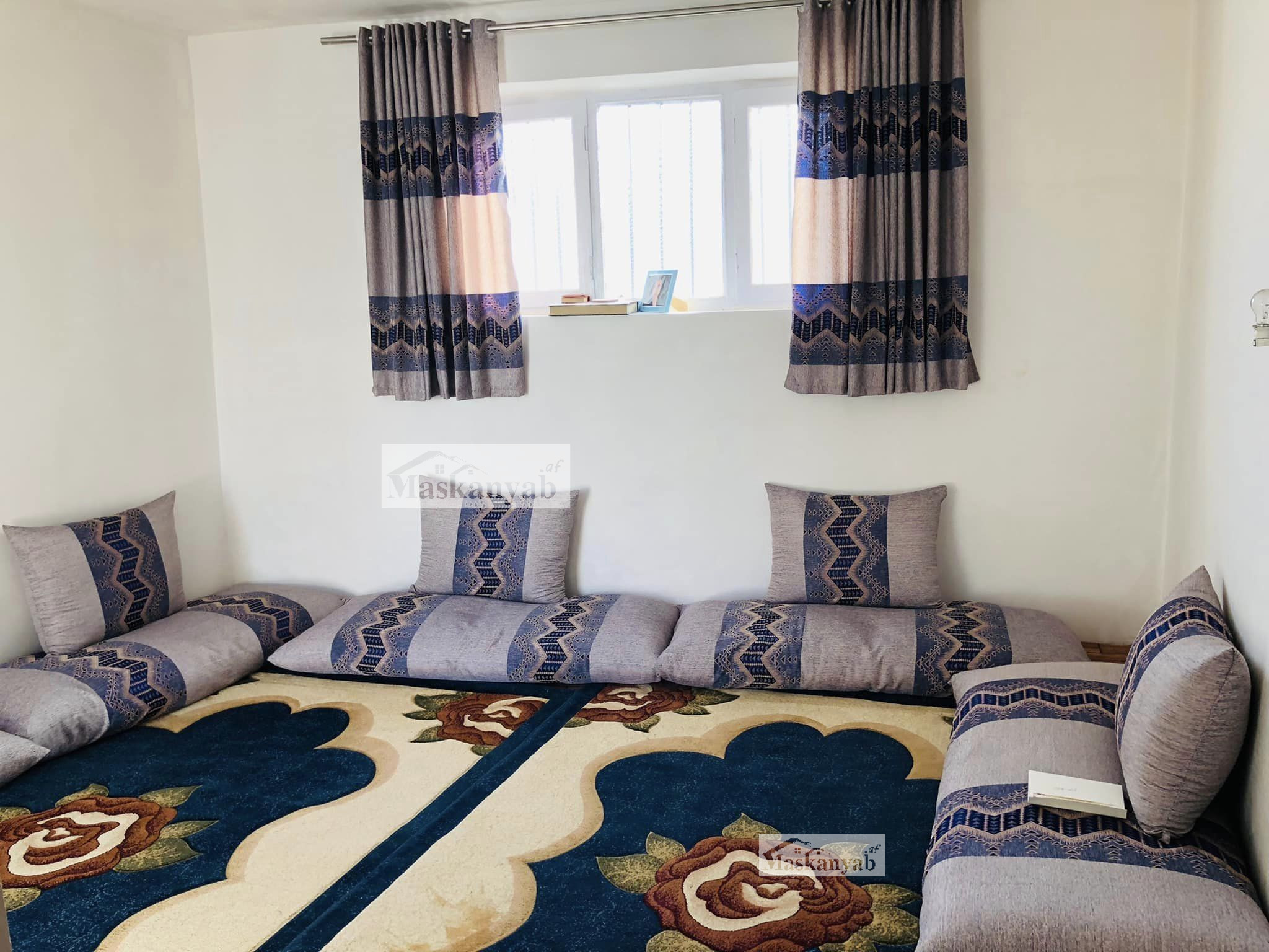 Three-room house for sale in Golden Town, Karte new