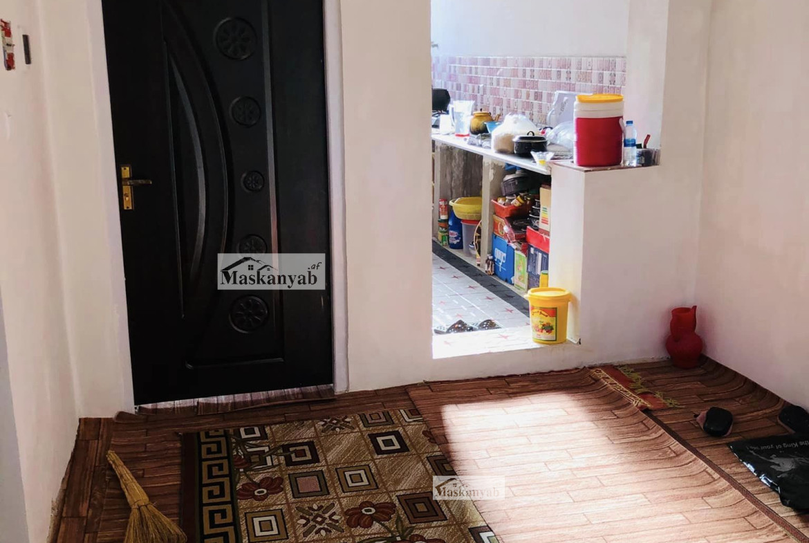 Three-room house for sale in Golden Town, Karte new