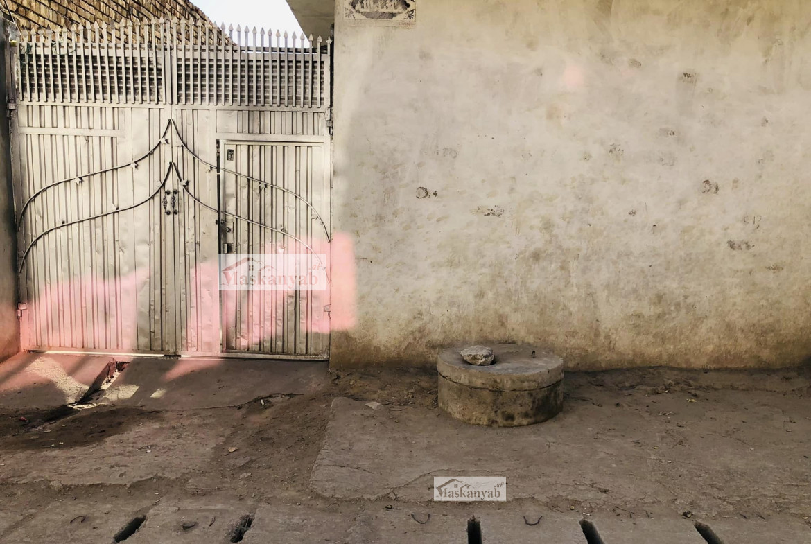 Three-room house for sale in Golden Town, Karte new