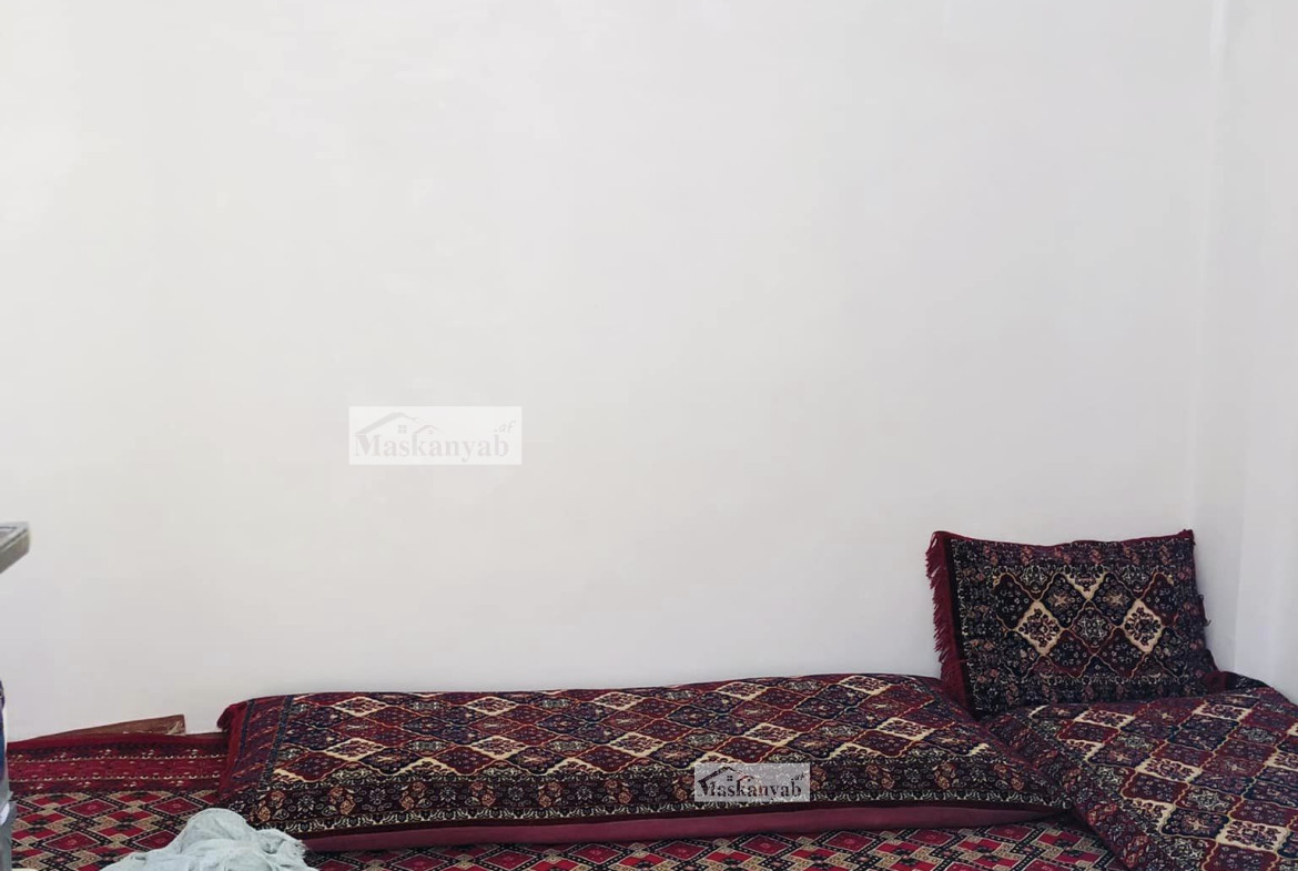 Three-room house for sale in Golden Town, Karte new