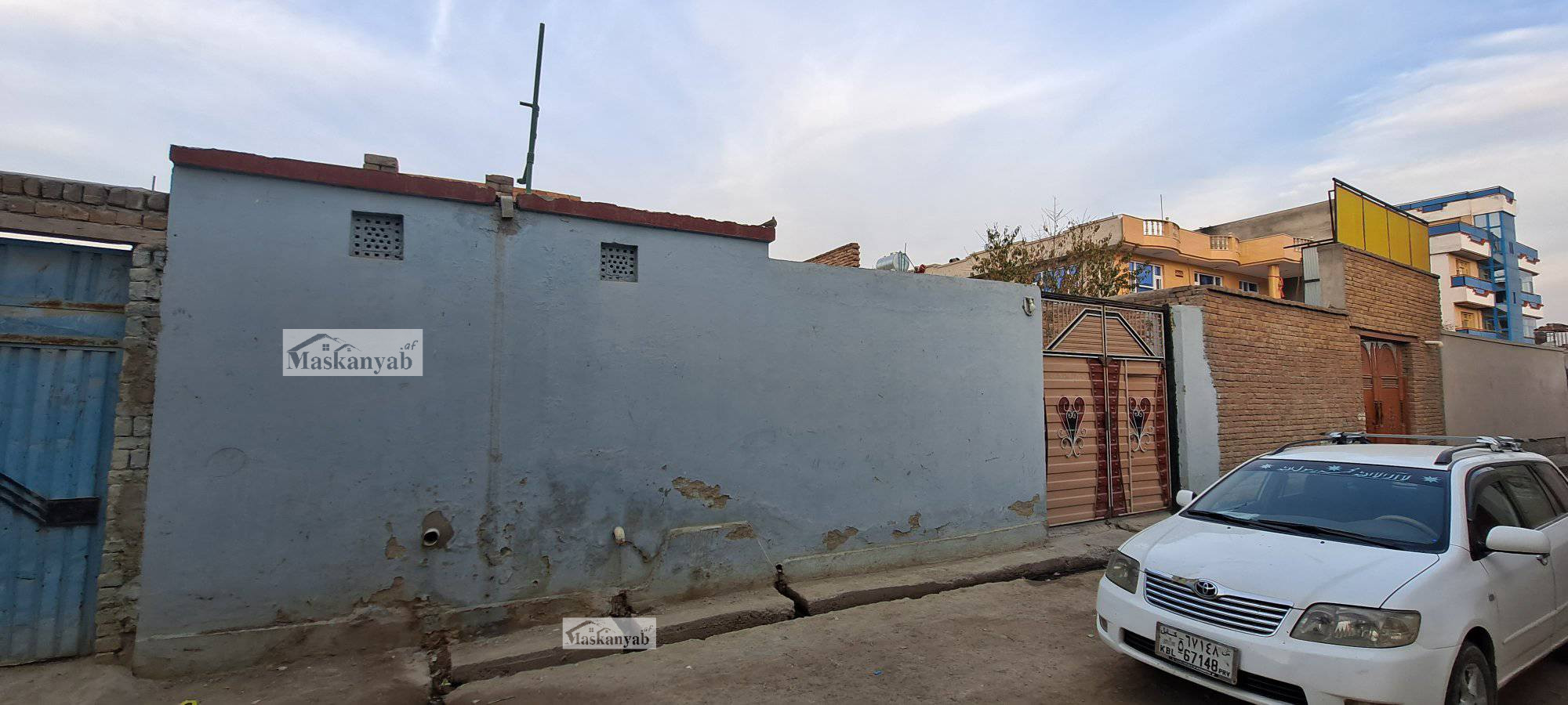 Four-room house for sale in District 8, Kabul