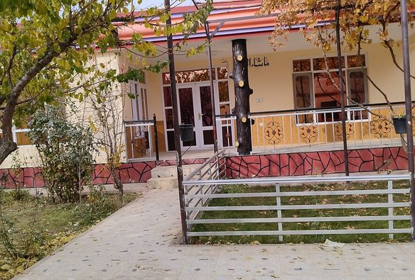 Four-room house for sale in District 17, Marshal Road