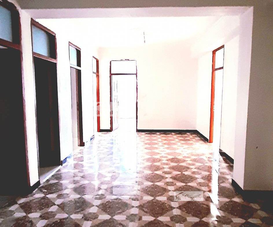 Four-room apartment for rent in Fifth Street of Taimani Project