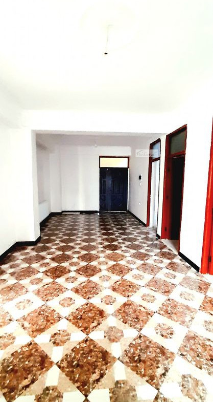 Four-room apartment for rent in Fifth Street of Taimani Project