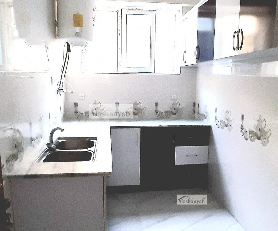 Four-room apartment for rent in Fifth Street of Taimani Project