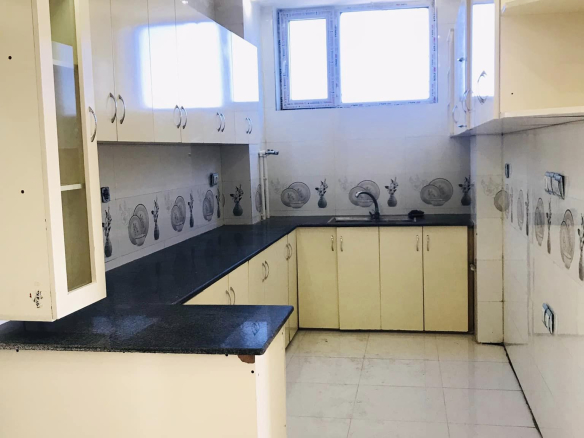 Four-room apartment for rent in Taimani, Kabul