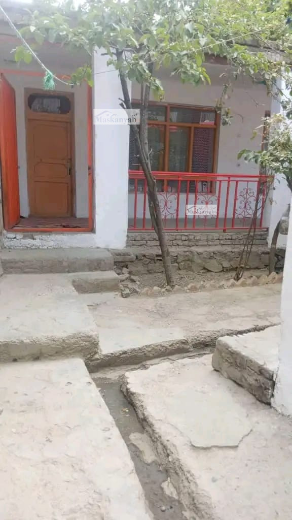 Four-room house for sale in Sarak-e New, Karte New