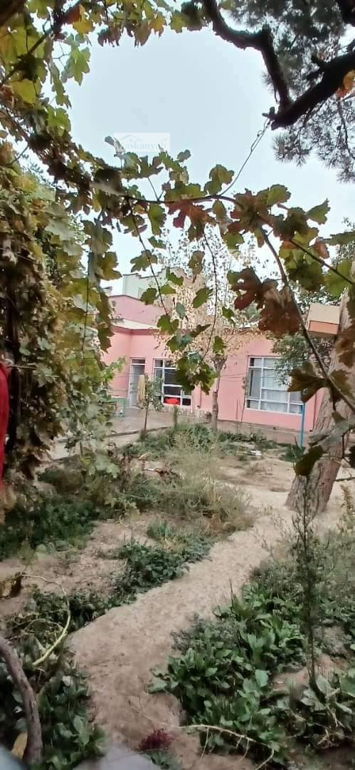 Seven rooms house for sale in Lab-e Jar Square