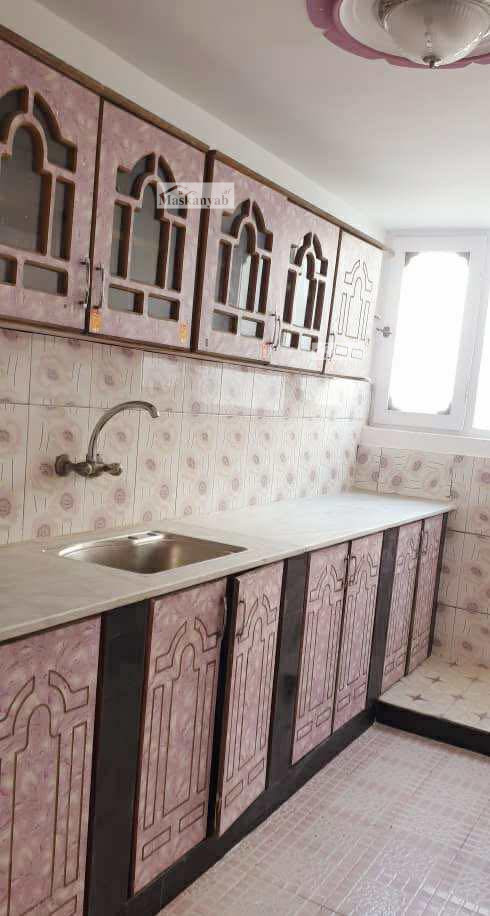 Three-floor house for sale in New Abad, Sanatorium