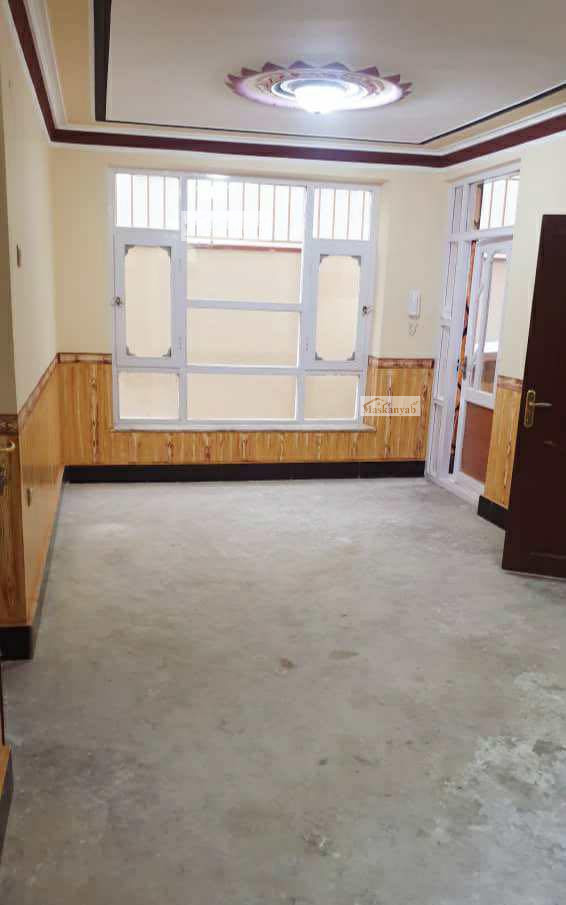 Three-floor house for sale in New Abad, Sanatorium