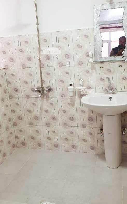 Three-floor house for sale in New Abad, Sanatorium