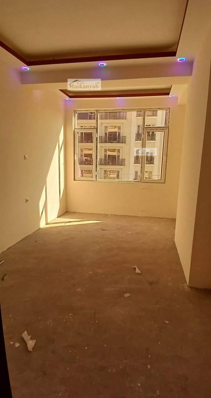 Three-room apartment for rent in Taimani Project