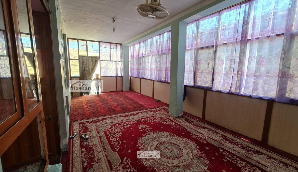 Three-room house for sale in West of Golden Town