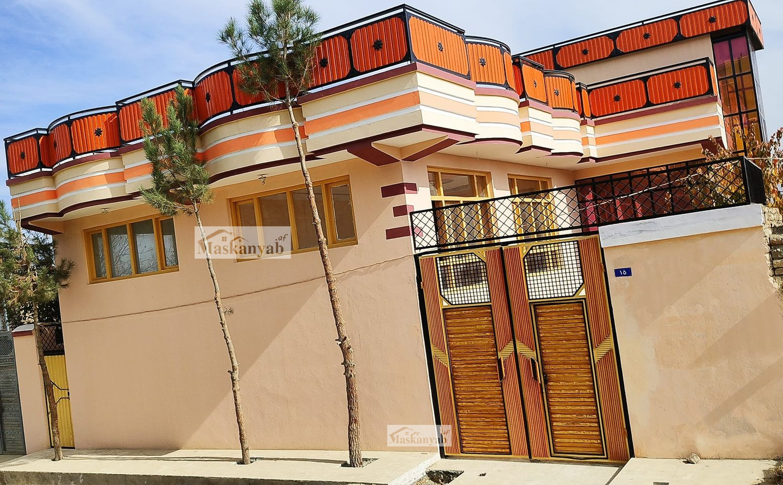 Two-floor house for sale in Peace Town, District 17