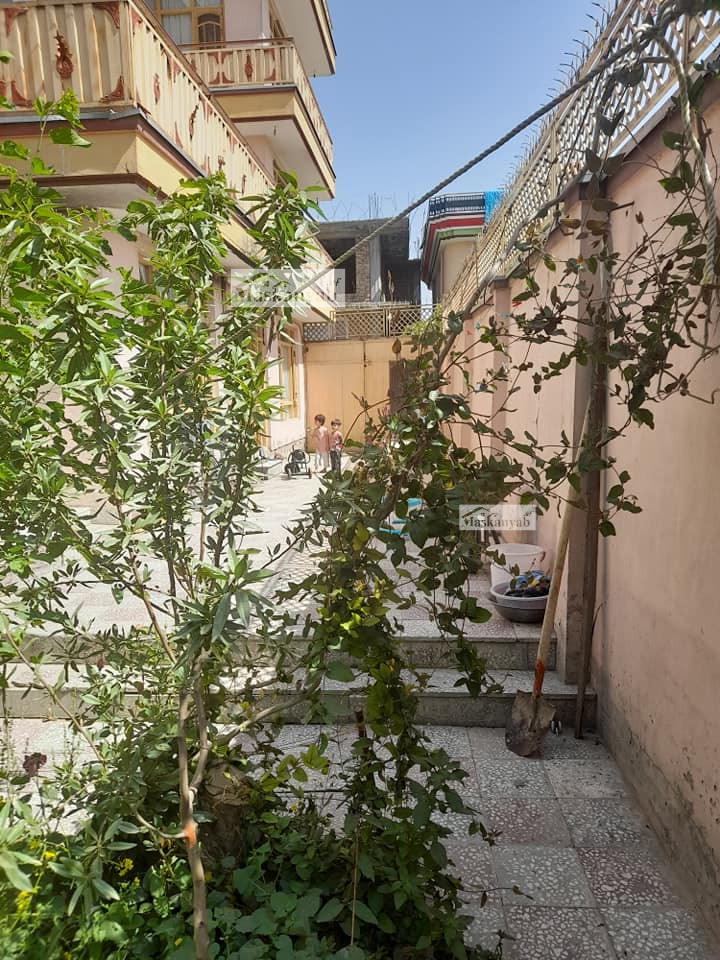 Three-floor house for sale in Deh Dana, District 7