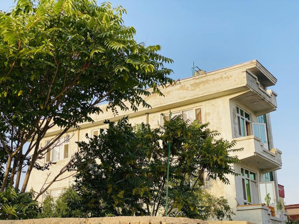 Three-floor house for sale in Shaheed Hangara Square