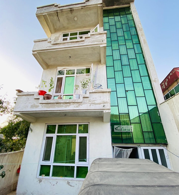 Three-floor house for sale in Shaheed Hangara Square