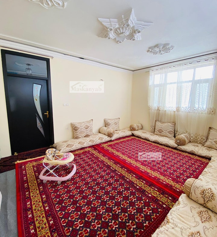 Three-floor house for sale in Shaheed Hangara Square