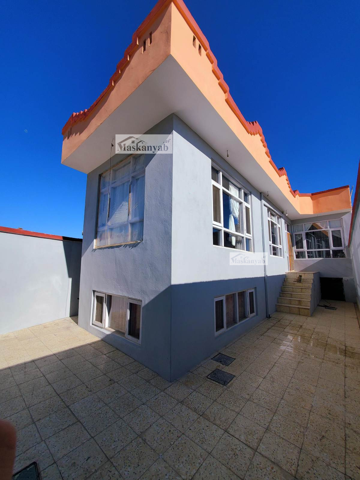 Concreted house for sale in District 7