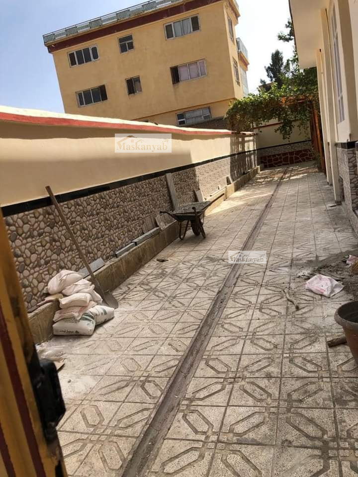 Four-floor house for sale at Sar-e Kotal, Kabul