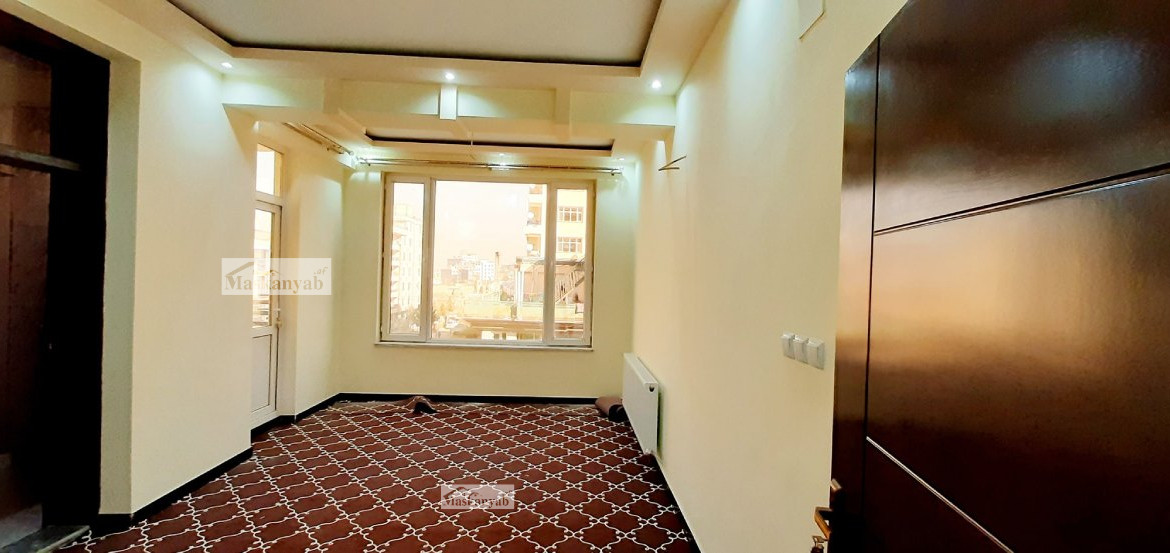 Four-room apartment for rent in Taimani