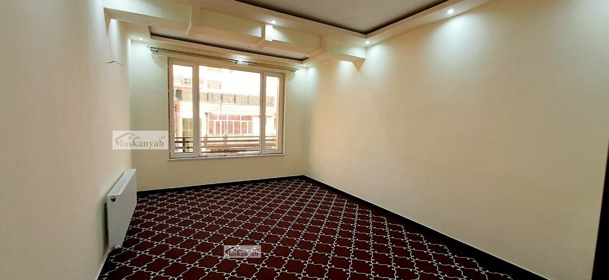 Four-room apartment for rent in Taimani