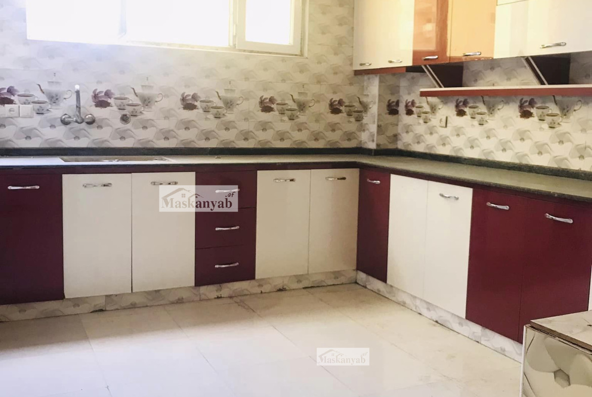 Four-room apartment for rent in Taimani Project