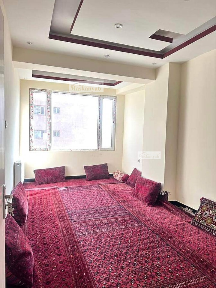 Four-room apartment for sale in District 4