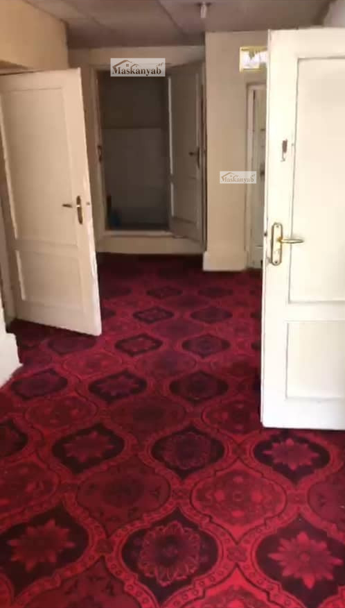 Four-room house for sale in District 6