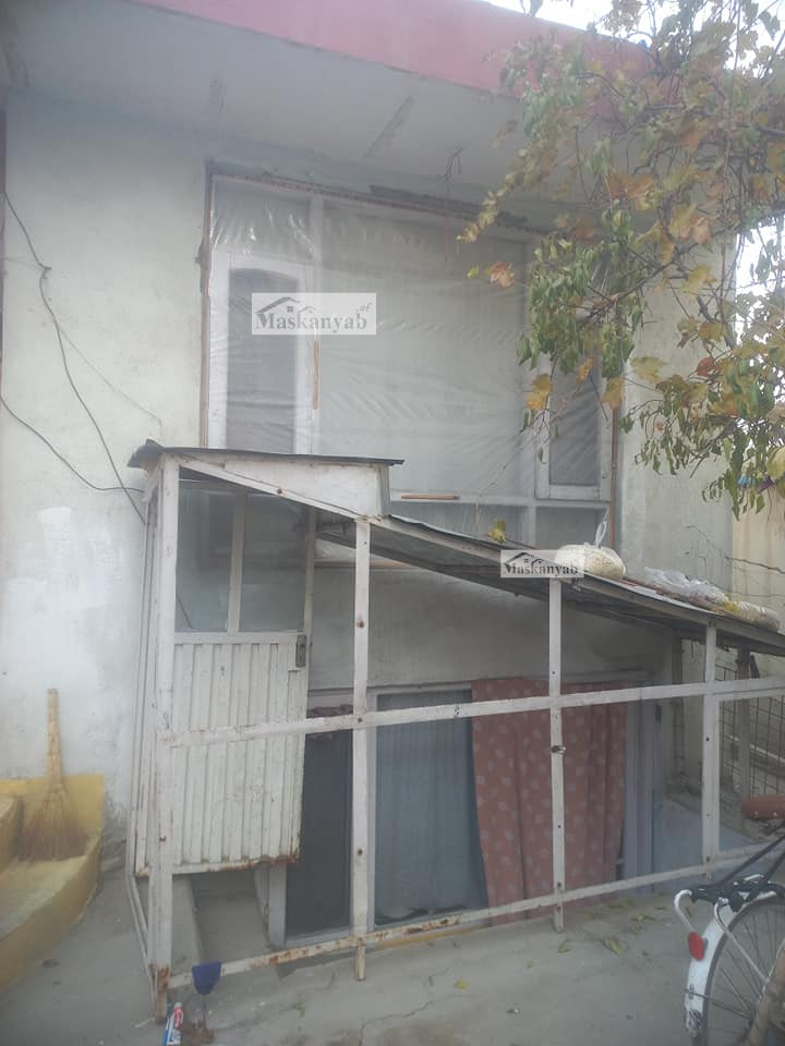 Six-room house for mortgage in District 10, Kabul