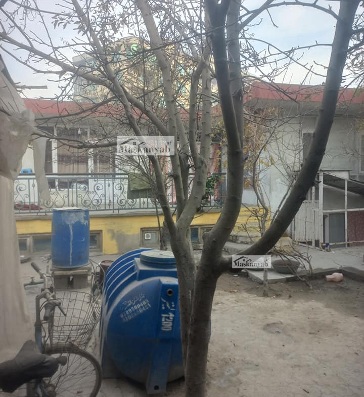 Six-room house for mortgage in District 10, Kabul