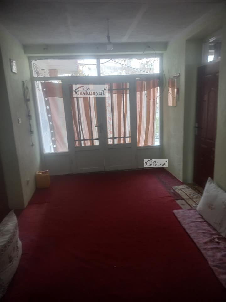 Six-room house for mortgage in District 10, Kabul