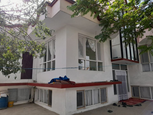 Six-room house for sale in District 7, Deh Dana