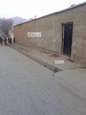 Small house for sale in Qanber Square