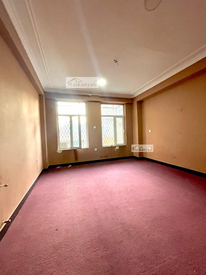 Three-room apartment for rent in Kolula Poshta