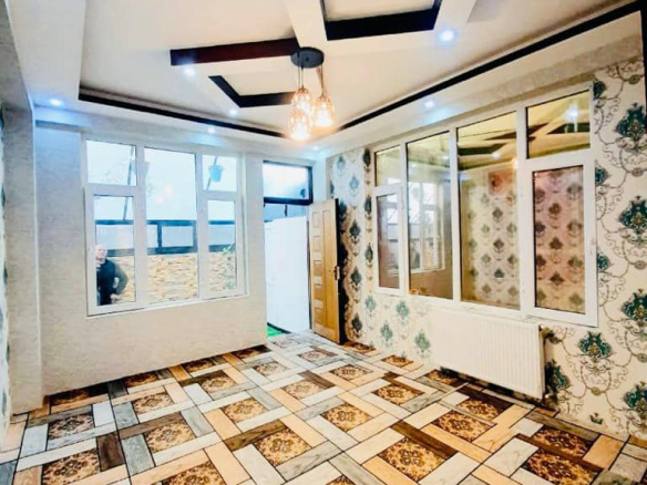 Three-room apartment for sale in Taimani Project